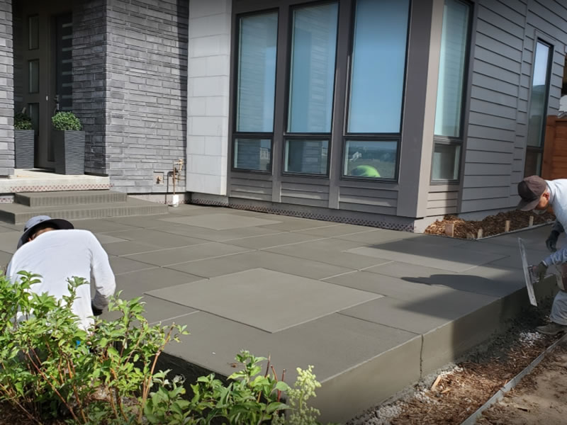 Concrete front porch with custom pattern